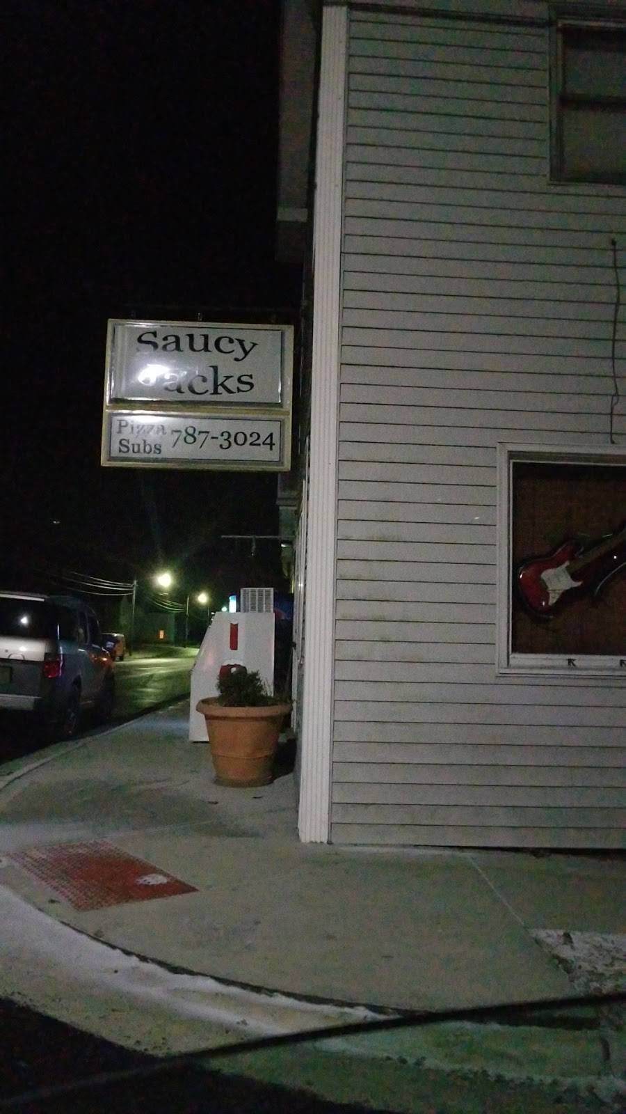 Saucy Jacks | restaurant | 139 Main St, Camden, OH 45311, USA | 9377873024 OR +1 937-787-3024