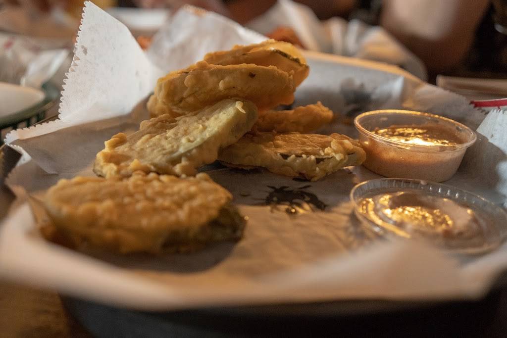 Wild Goose Bar & Grill | restaurant | 4265 N Lincoln Ave, Chicago, IL 60618, USA | 7732817112 OR +1 773-281-7112