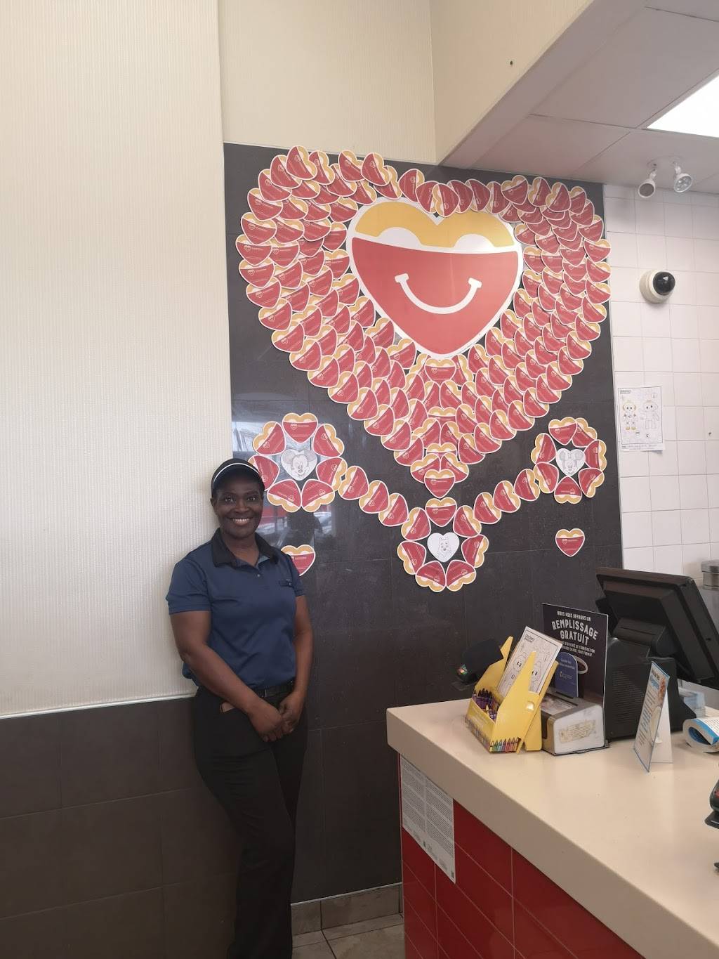 McDonalds | cafe | 35 Boul du Plateau, Gatineau, QC J9A 3G1, Canada | 8197705144 OR +1 819-770-5144