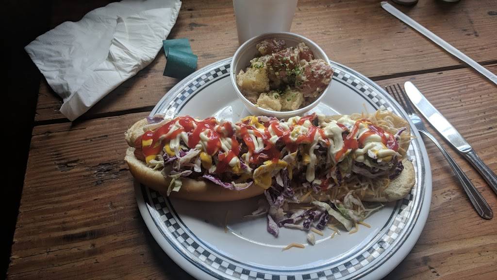 Fletchers Cafe and Catering | restaurant | 17 Yemassee Hwy, Yemassee, SC 29945, USA | 8435898300 OR +1 843-589-8300