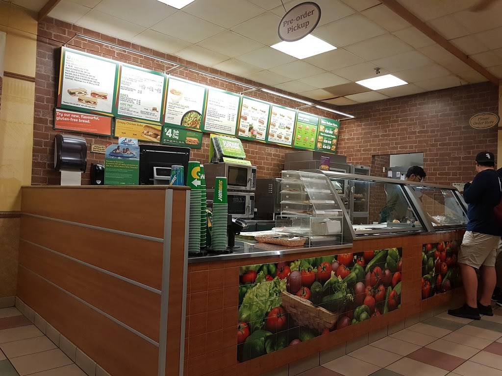 Subway | restaurant | 290 The West Mall unit 15-c, Toronto, ON M8X 1E9, Canada | 6474363149 OR +1 647-436-3149