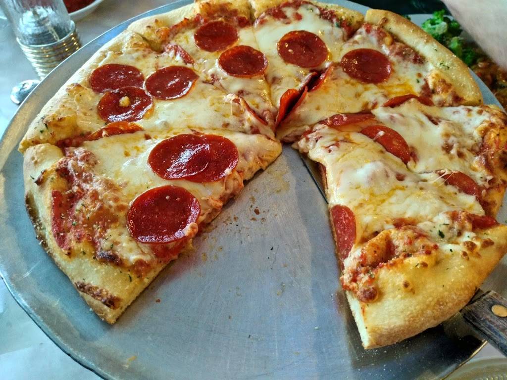 Lasagna House III | restaurant | 13306 Westheimer Rd, Houston, TX 77077, USA | 2814969114 OR +1 281-496-9114