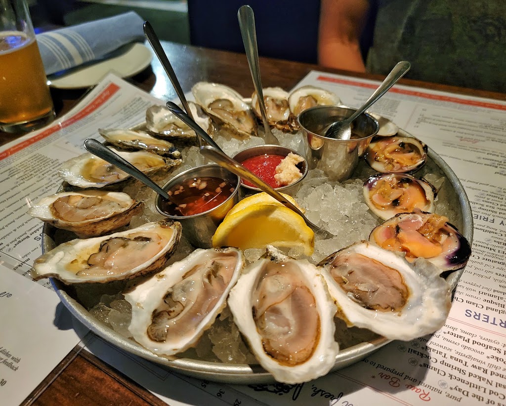 Legal Sea Foods | restaurant | 255 State St, Boston, MA 02109, USA | 6177425300 OR +1 617-742-5300