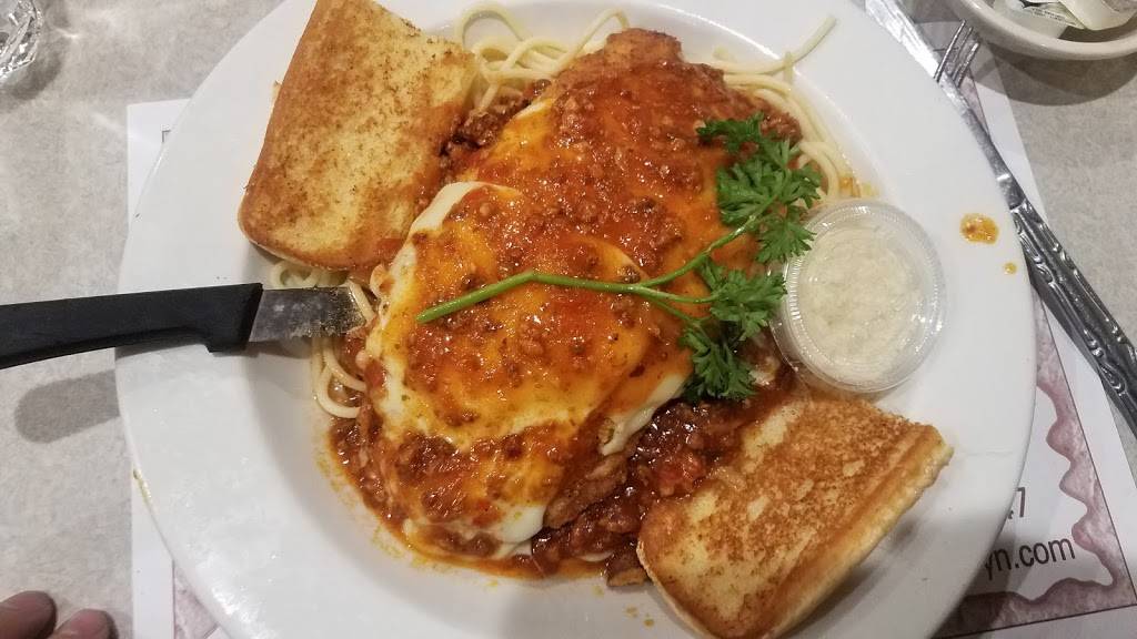 Connies Family Restaurant | restaurant | 3271 S Harlem Ave, Berwyn, IL 60402, USA | 7084843447 OR +1 708-484-3447