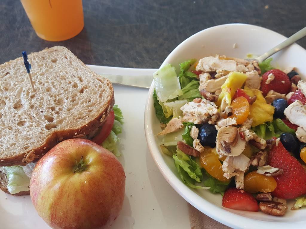 Panera Bread | bakery | 5606 Lakewood Towne Center Blvd SW, Lakewood, WA 98499, USA | 2535884669 OR +1 253-588-4669