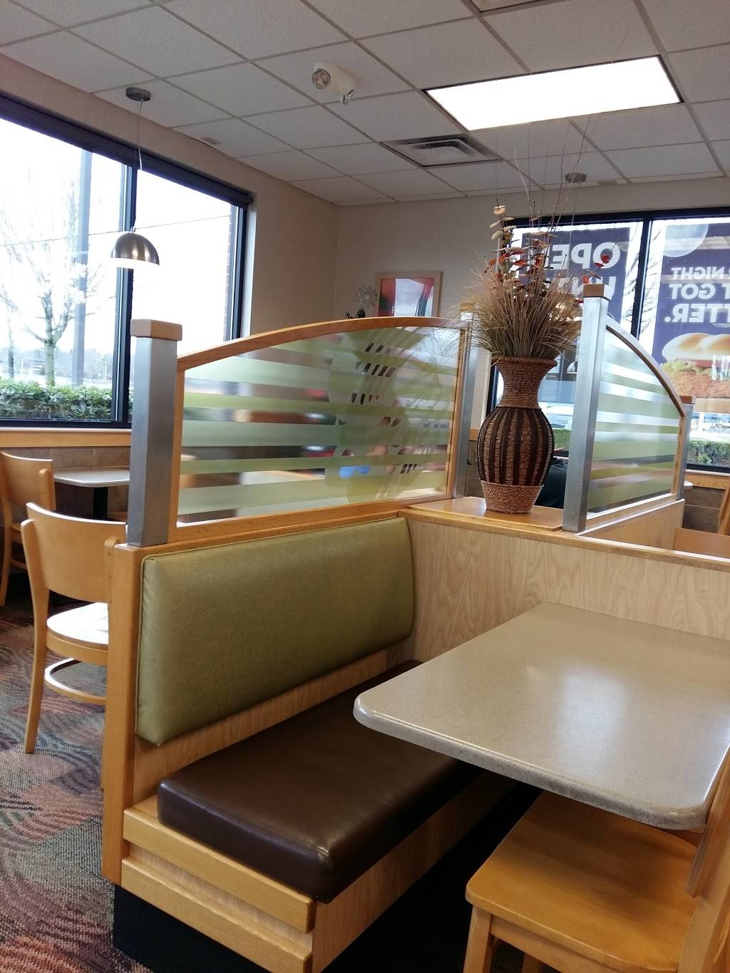 Wendys | restaurant | 13723 SE Mill Plain Blvd, Vancouver, WA 98684, USA | 3606049422 OR +1 360-604-9422