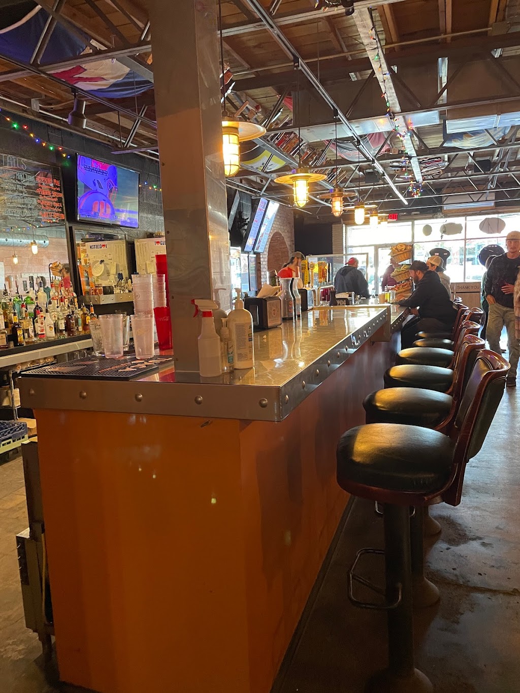 Picassos Pizzeria | restaurant | 621 W Douglas Ave, Wichita, KS 67213, USA | 3162675423 OR +1 316-267-5423