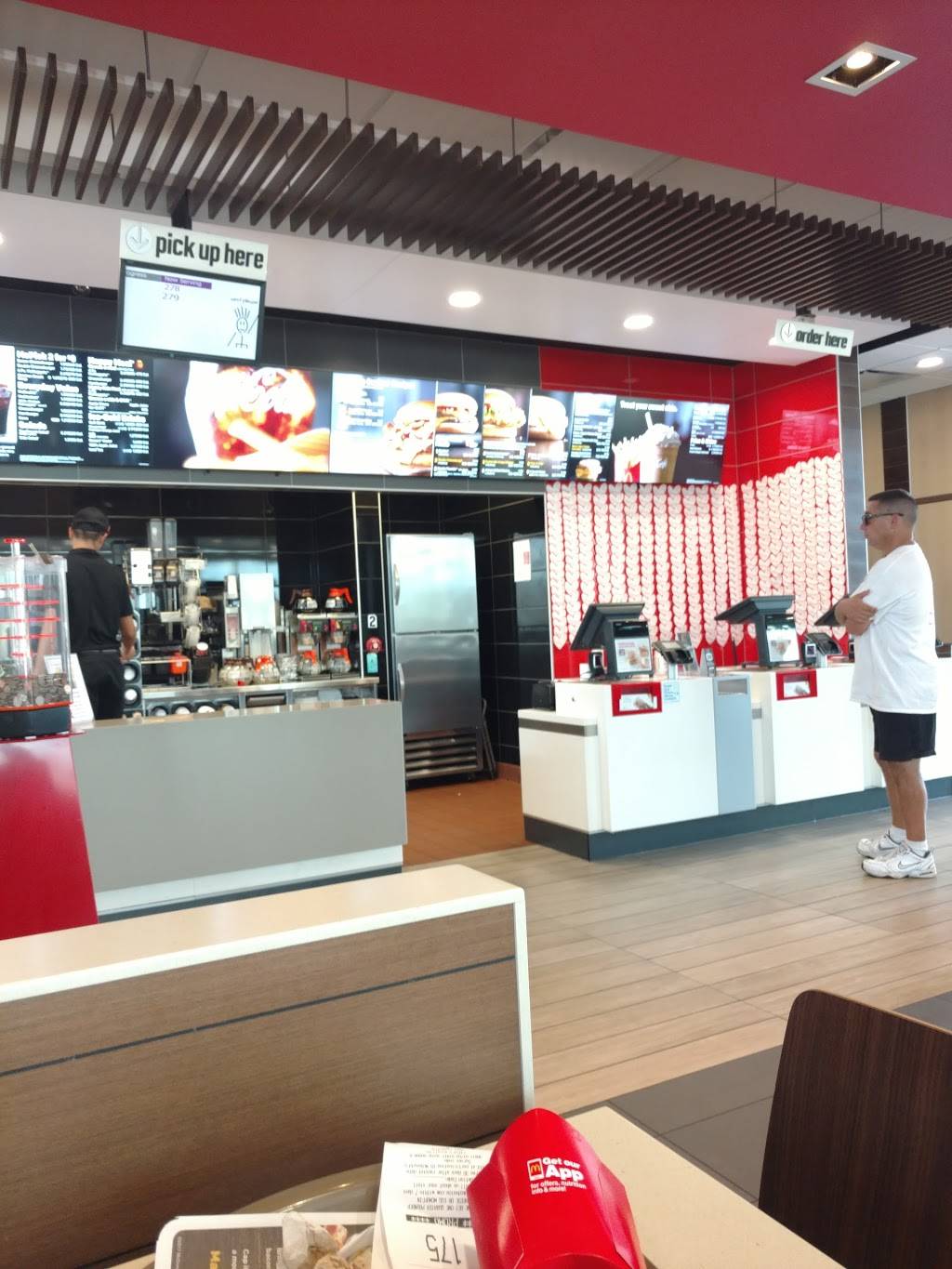 McDonalds | restaurant | 13418 S McCall Rd, Port Charlotte, FL 33981, USA | 9418280061 OR +1 941-828-0061