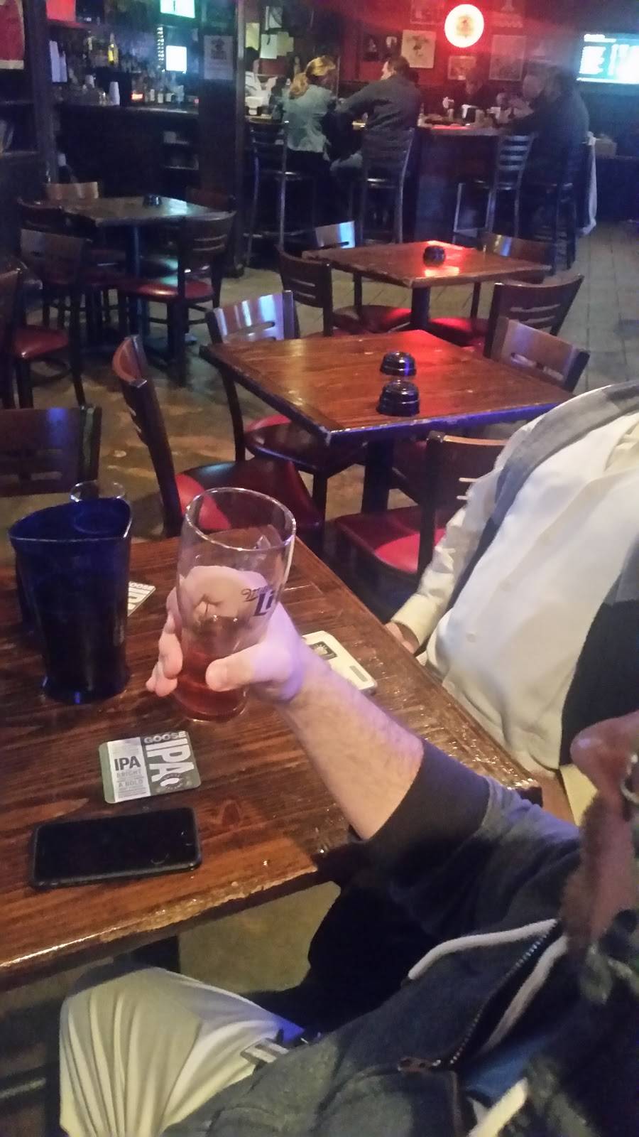 Ruggbys Food & Spirits | restaurant | 4820 University Dr NW # 15, Huntsville, AL 35816, USA | 2568950795 OR +1 256-895-0795