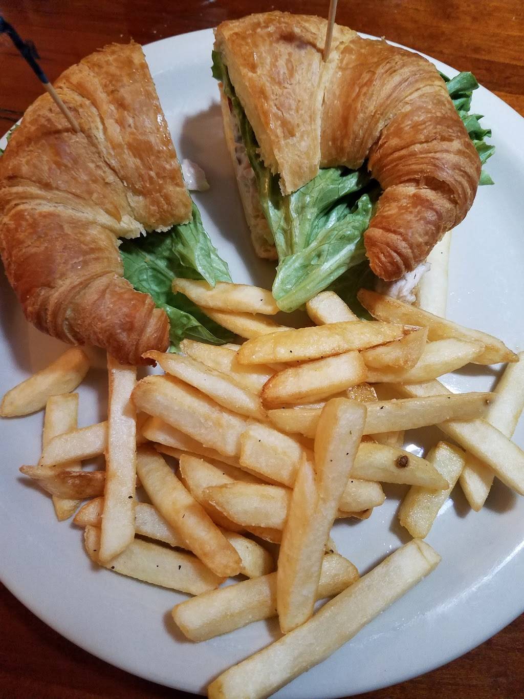 Braised Onion | restaurant | 754 NE 25th Ave, Ocala, FL 34470, USA | 3526209255 OR +1 352-620-9255