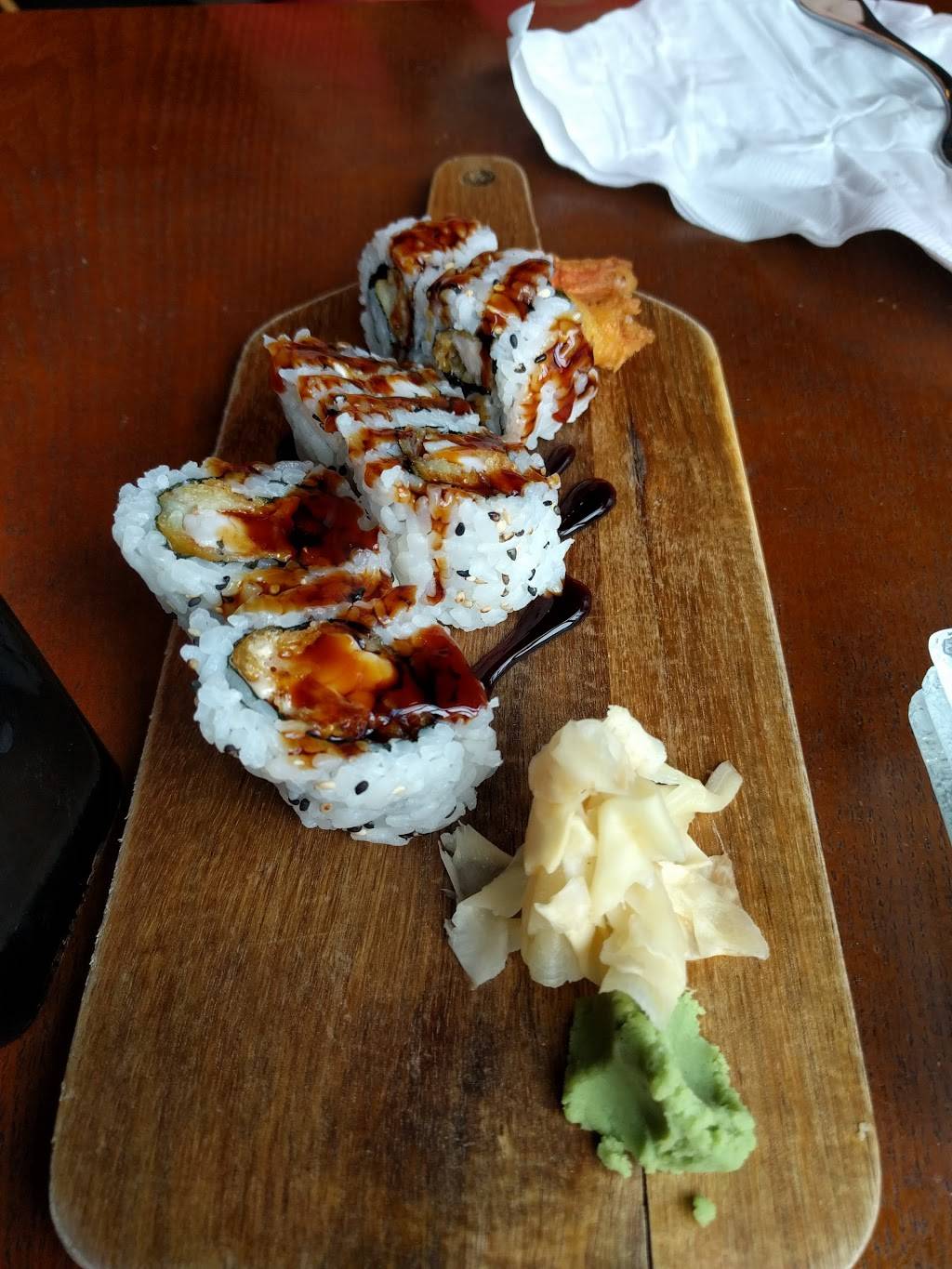 Polygon Cafe | restaurant | 5204 N Clark St, Chicago, IL 60640, USA | 7732751234 OR +1 773-275-1234