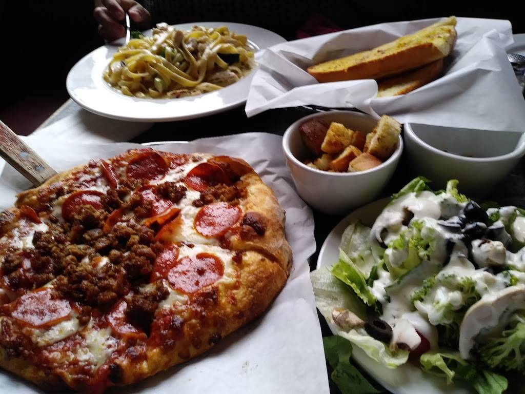 Buonos Authentic Pizzeria | restaurant | 7967, 250 W Ocean Blvd A, Long Beach, CA 90802, USA | 5624322211 OR +1 562-432-2211