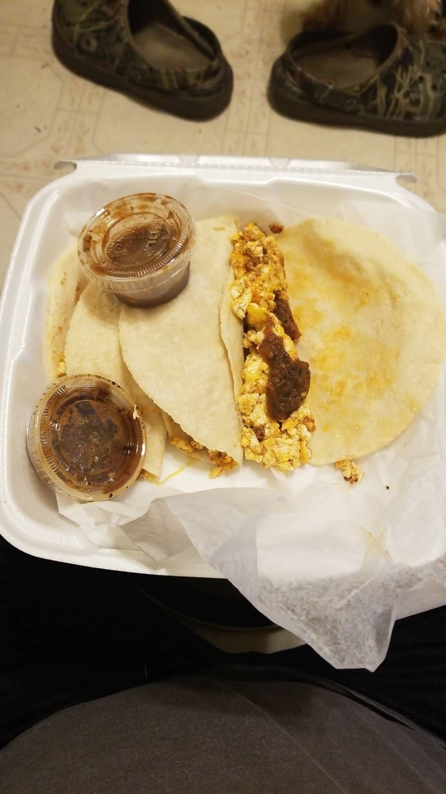 Tostada Regia Denver Harbor | restaurant | 826 Zoe St, Houston, TX 77020, USA | 2813153149 OR +1 281-315-3149