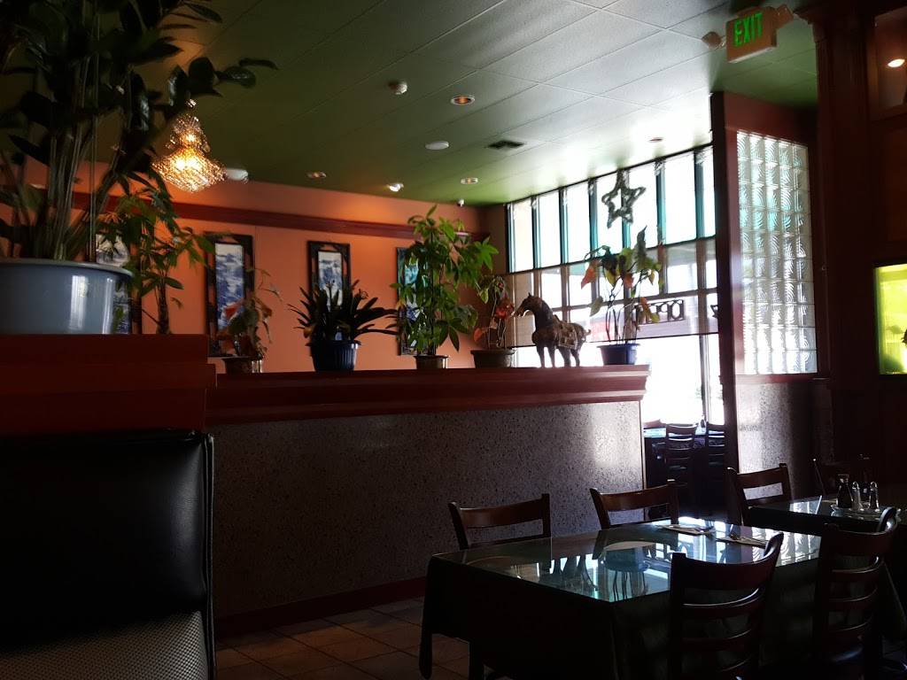 Saigon Kitchen | restaurant | 249 E Main St, Monroe, WA 98272, USA | 3607946612 OR +1 360-794-6612