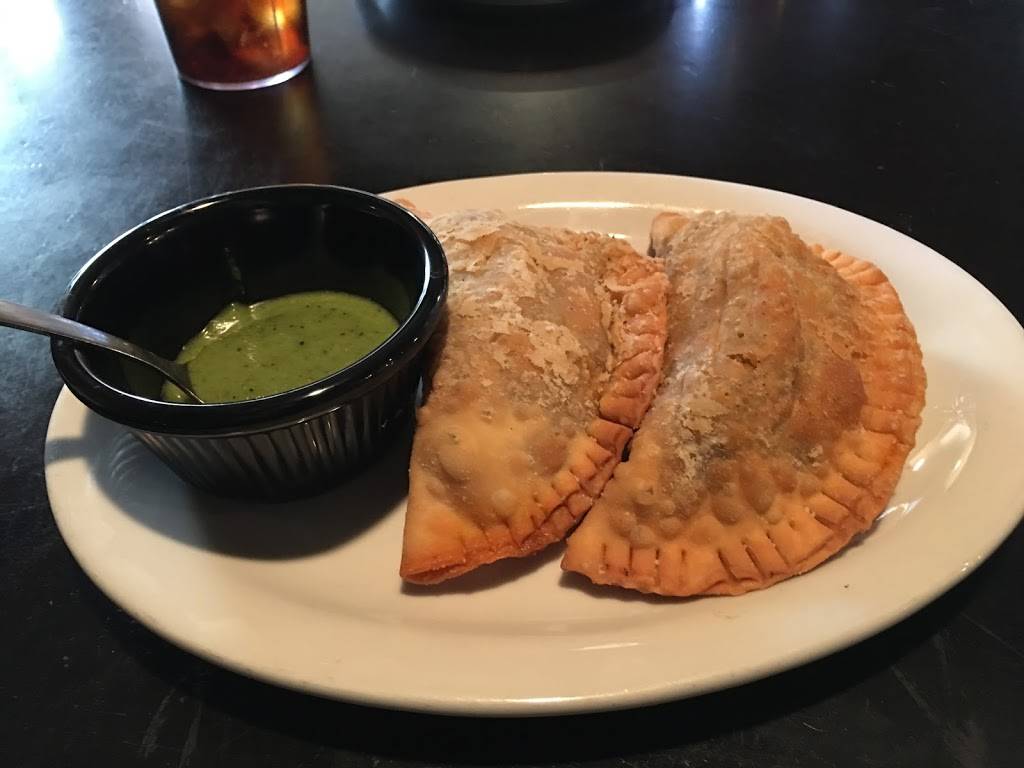 Hidden Havana Cuban Cafe | restaurant | 23548 Lyons Ave, Newhall, CA 91321, USA | 6612544460 OR +1 661-254-4460