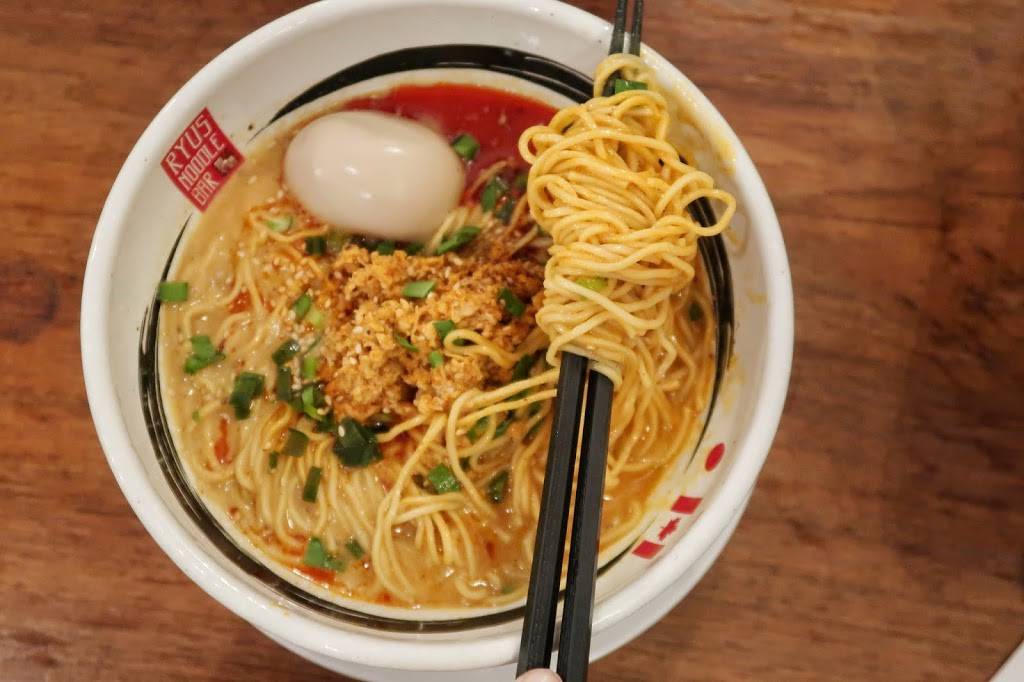 Ryus Noodle Bar | restaurant | 786 Broadview Ave, Toronto, ON M4K 2P7, Canada | 6473449306 OR +1 647-344-9306