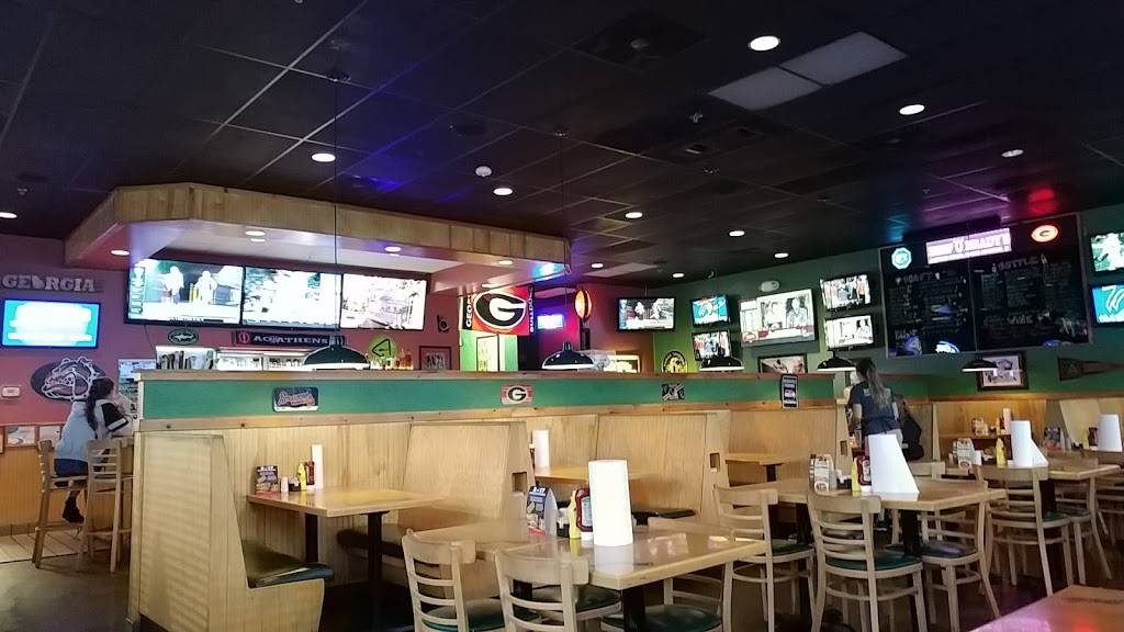 Beef O Bradys | restaurant | 1860 S Barnett Shoals Rd #101, Athens, GA 30605, USA | 7068501916 OR +1 706-850-1916