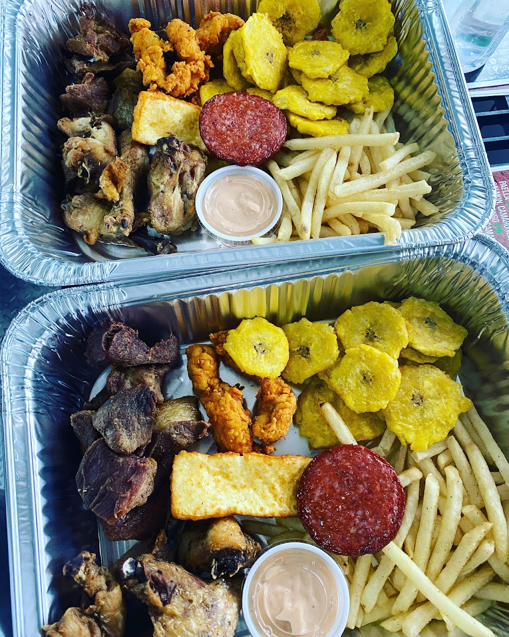 Platano Loko | restaurant | 5990 Winkler Rd, Fort Myers, FL 33919, USA | 2393628213 OR +1 239-362-8213