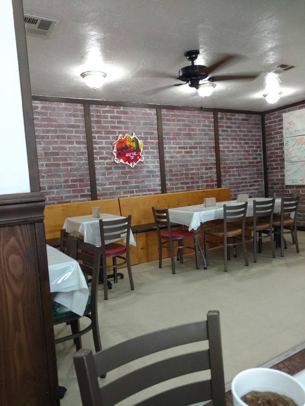 Just the Tip | restaurant | 2017 Mariposa Mall, Fresno, CA 93721, USA | 5595708570 OR +1 559-570-8570