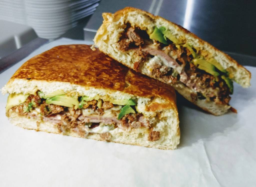 Banderas Burger Grill | restaurant | 3221 Niles St, Bakersfield, CA 93306, USA | 6618008022 OR +1 661-800-8022