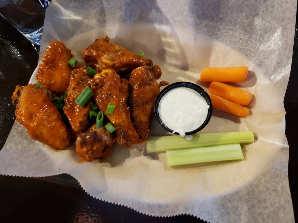 Third Base Pint House | restaurant | 9215 Dublin Rd, Powell, OH 43065, USA | 6145537564 OR +1 614-553-7564