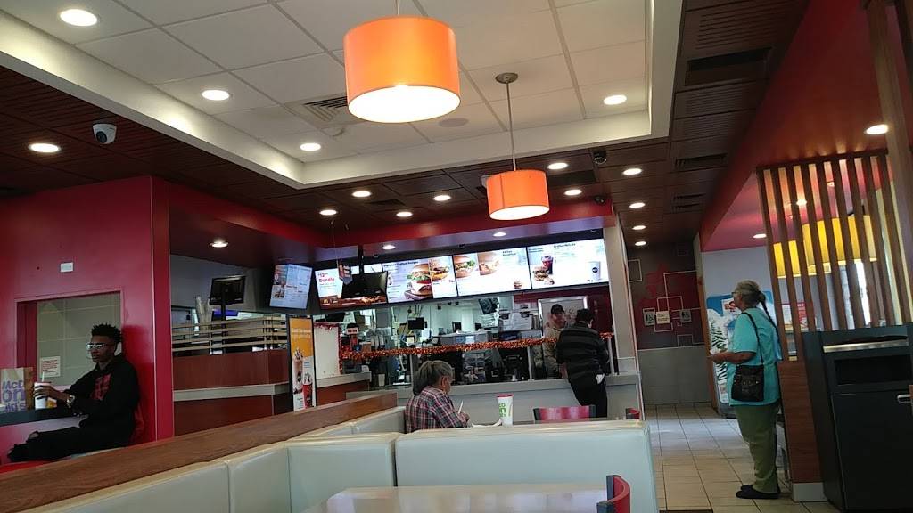 McDonalds | cafe | 6005 S Central Ave, Phoenix, AZ 85040, USA | 6022766518 OR +1 602-276-6518
