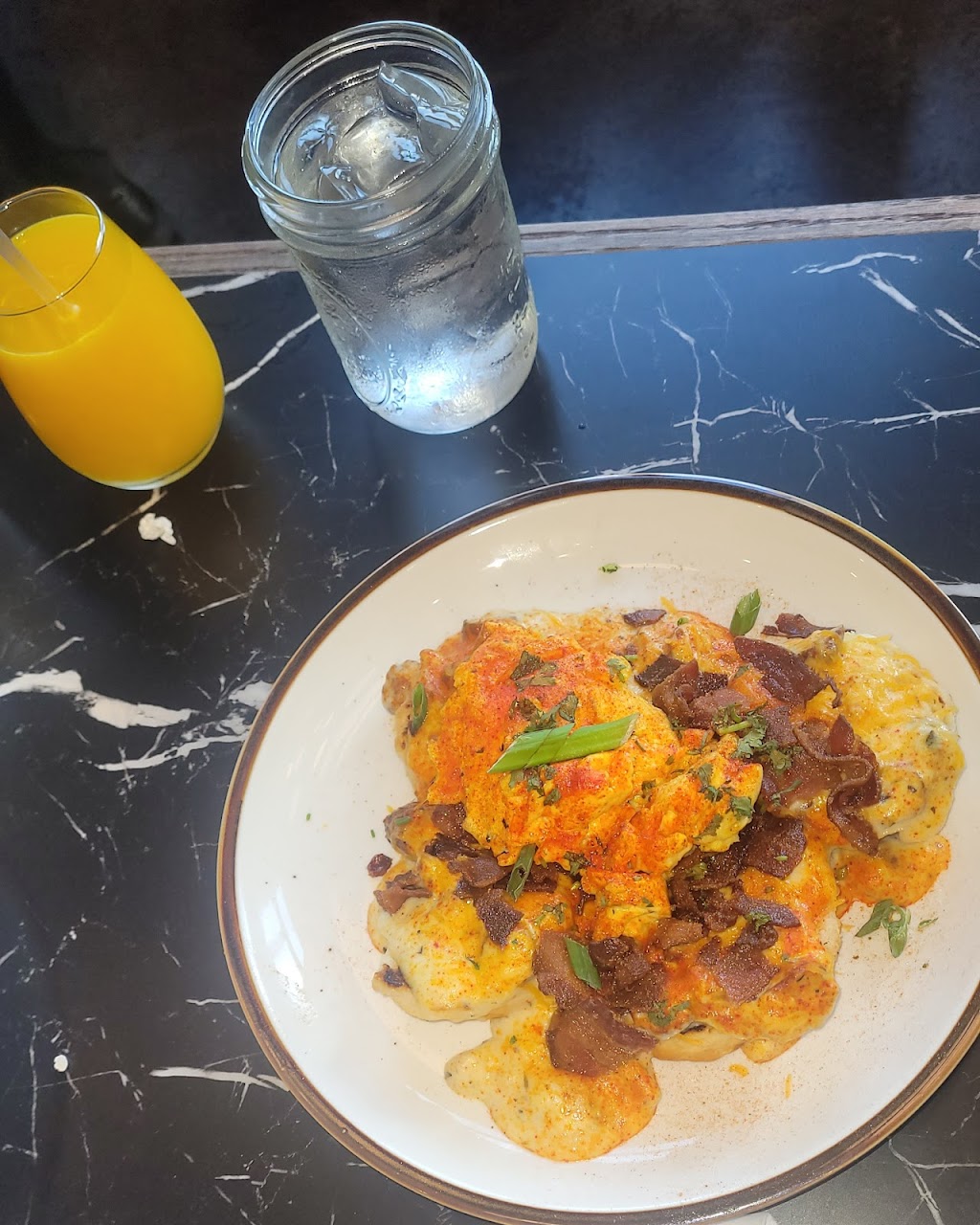 Le Gabrielle Crepes & Waffles | restaurant | 125 N Wayne St, Monroe, GA 30655, USA | 7063958996 OR +1 706-395-8996