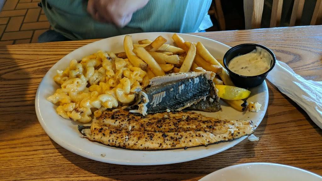 Cracker Barrel Old Country Store | restaurant | 4758 Lanier Islands Pkwy, Buford, GA 30518, USA | 7708315539 OR +1 770-831-5539