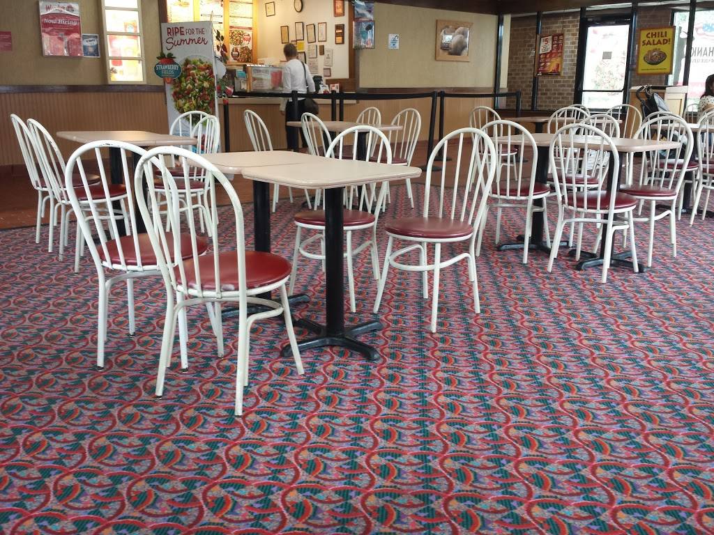 Wendys | restaurant | 18350 Contour Rd, Gaithersburg, MD 20877, USA | 3019476516 OR +1 301-947-6516