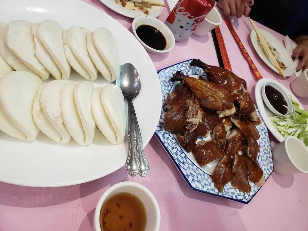 Broadway Chinese Seafood | restaurant | 83-17 Broadway, Queens, NY 11373, USA | 7186990688 OR +1 718-699-0688