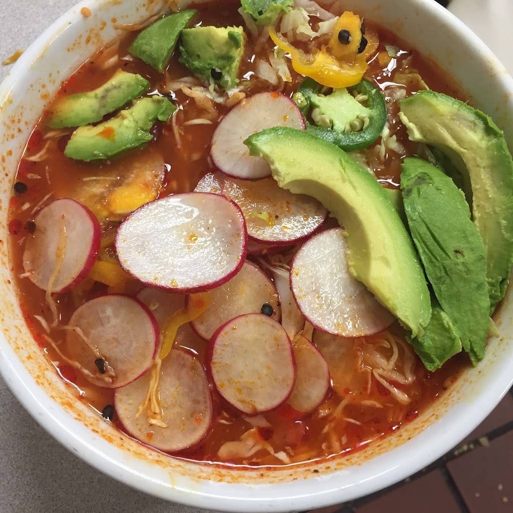 Tres Arbolitos | restaurant | 3212 Falls Dr, Dallas, TX 75211, USA | 2144672399 OR +1 214-467-2399