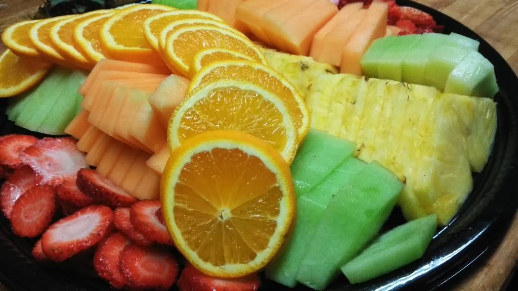 Giannis Pizza, Pasta, & More | restaurant | 15941 Edwards St, Huntington Beach, CA 92647, USA | 7148910473 OR +1 714-891-0473