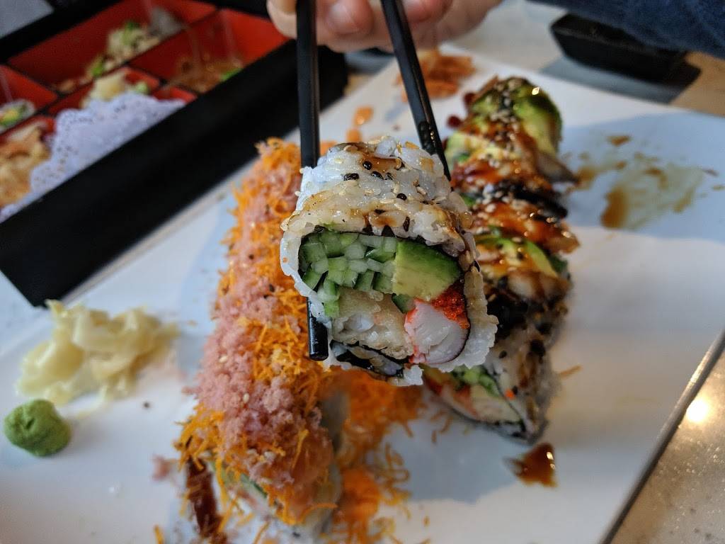 Kenkou Sushi | restaurant | 2370 Bloor St W, Toronto, ON M6S 1P5, Canada | 4167620505 OR +1 416-762-0505