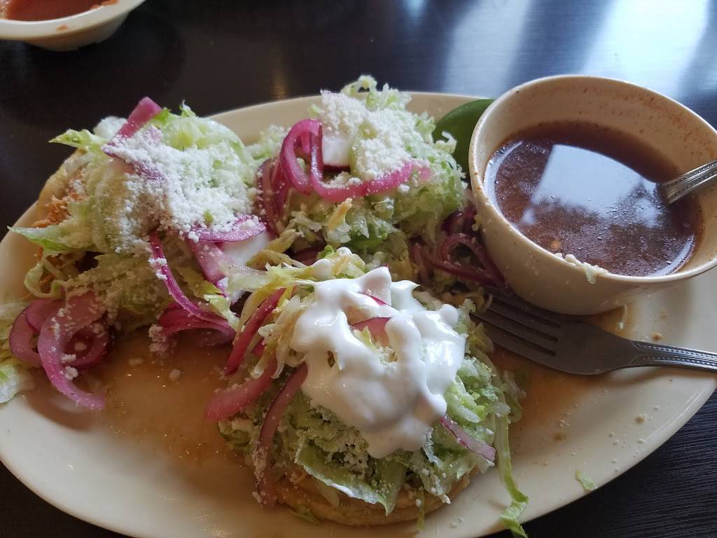 Restaurant El Sinaloense | restaurant | 15503 Paramount Blvd, Paramount, CA 90723, USA | 5625295120 OR +1 562-529-5120