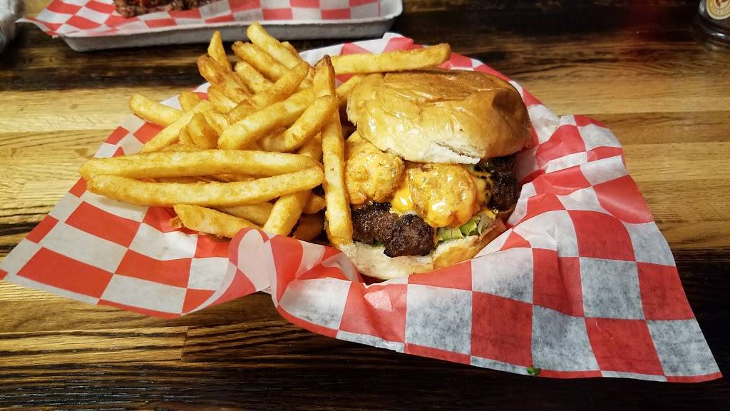 Eat Street BBQ Grill | restaurant | 23203 Columbus Rd Suite D, Columbus, NJ 08022, USA | 6093796869 OR +1 609-379-6869