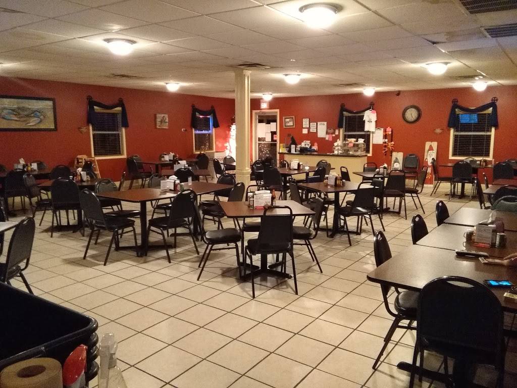 Me-Maws Cajun Cuisine | restaurant | 2606 N Alex Plaisance Blvd, Golden Meadow, LA 70357, USA | 9854756353 OR +1 985-475-6353