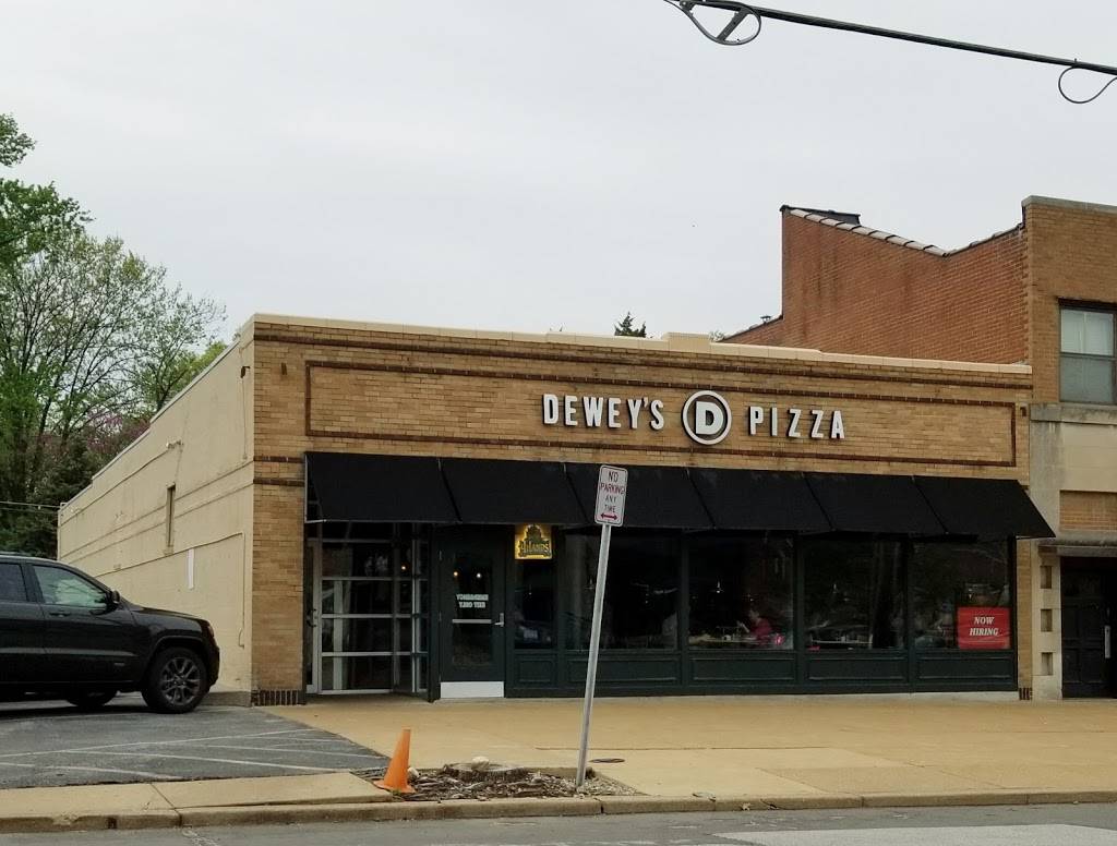Deweys Pizza | meal takeaway | 559 North and South Rd, University City, MO 63130, USA | 3147263434 OR +1 314-726-3434
