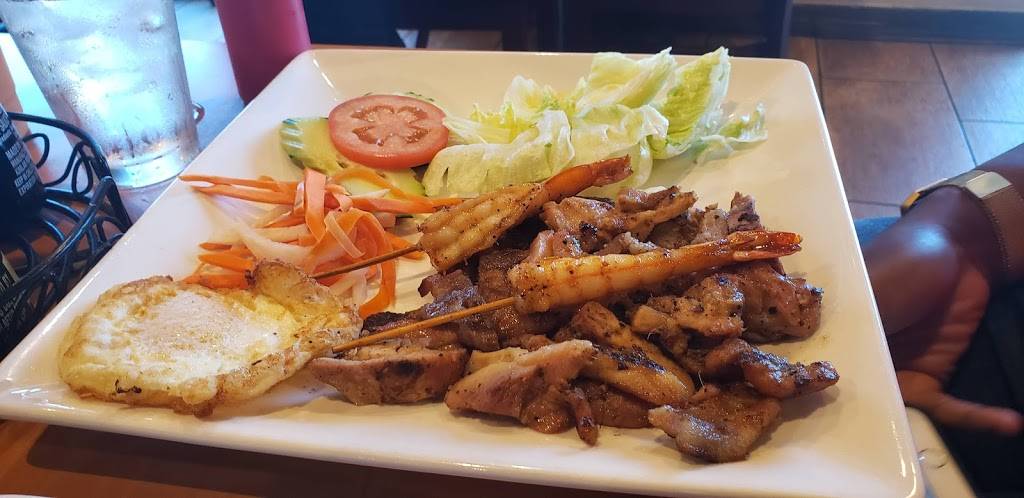 Pho Lan Asian Bistro | restaurant | 711 SW 19th St, Moore, OK 73160, USA | 4057597774 OR +1 405-759-7774