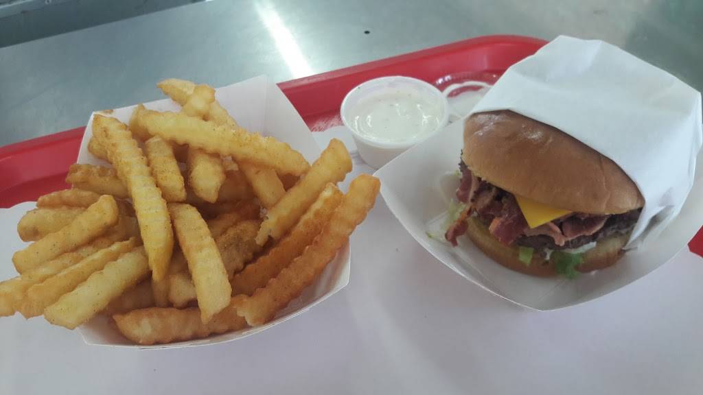 Pops Drive-In | restaurant | 3200 Niles St, Bakersfield, CA 93306, USA | 6618720967 OR +1 661-872-0967