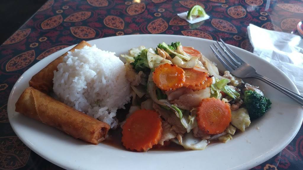 Chongco Thai Rice and Noodles | restaurant | 8503 Broadway St, San Antonio, TX 78217, USA | 2108262288 OR +1 210-826-2288
