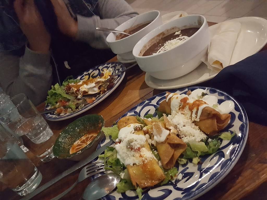 Coszcal De Allende | restaurant | 6824 3rd Ave, Brooklyn, NY 11220, USA | 7189213523 OR +1 718-921-3523