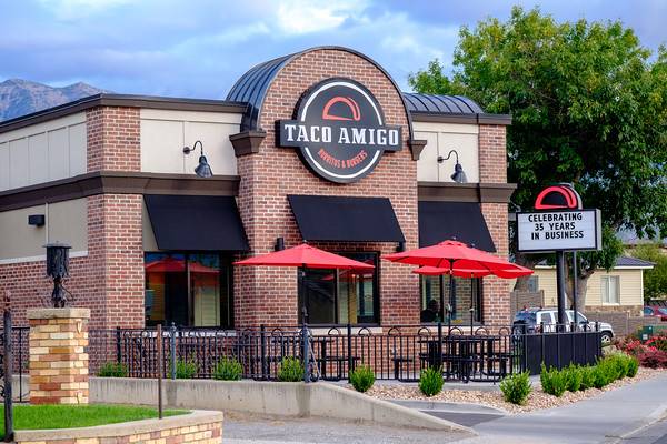 Taco Amigo | restaurant | 239 E State Rd, Pleasant Grove, UT 84062, USA | 8017854718 OR +1 801-785-4718