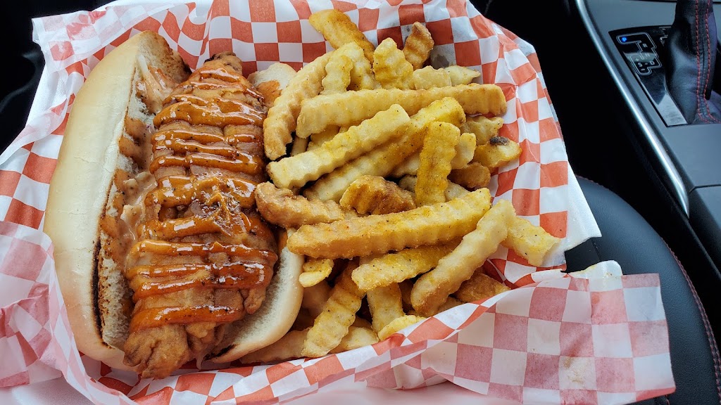 The Kluckin Chicken | restaurant | 18125 Saticoy St Unit A, Reseda, CA 91335, USA | 8186008367 OR +1 818-600-8367