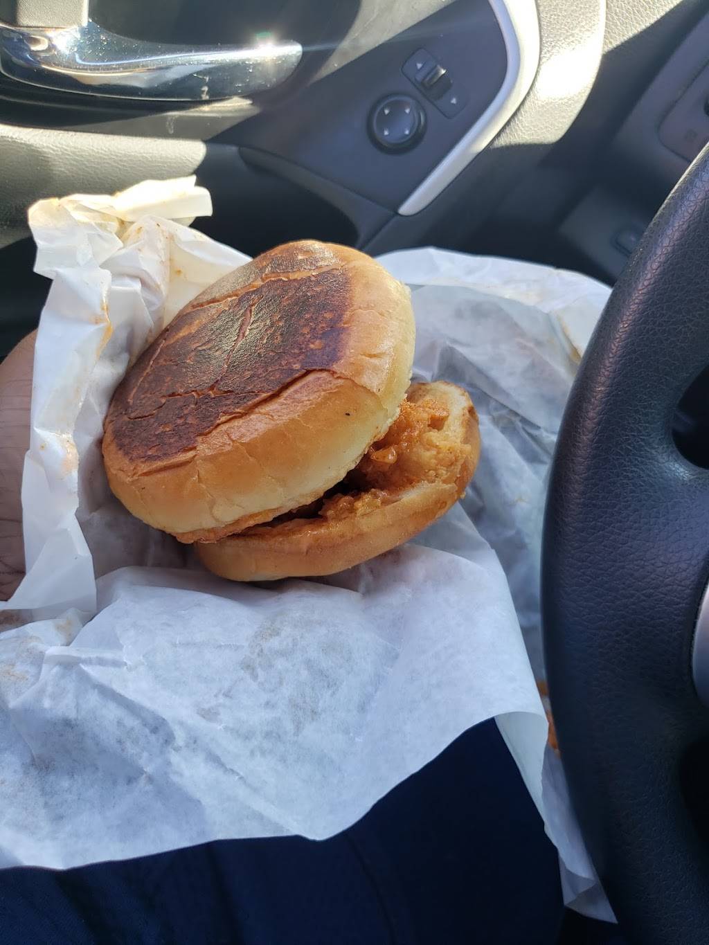 Popeyes Louisiana Kitchen | restaurant | 5583 I-55 S, Byram, MS 39272, USA | 6013710065 OR +1 601-371-0065