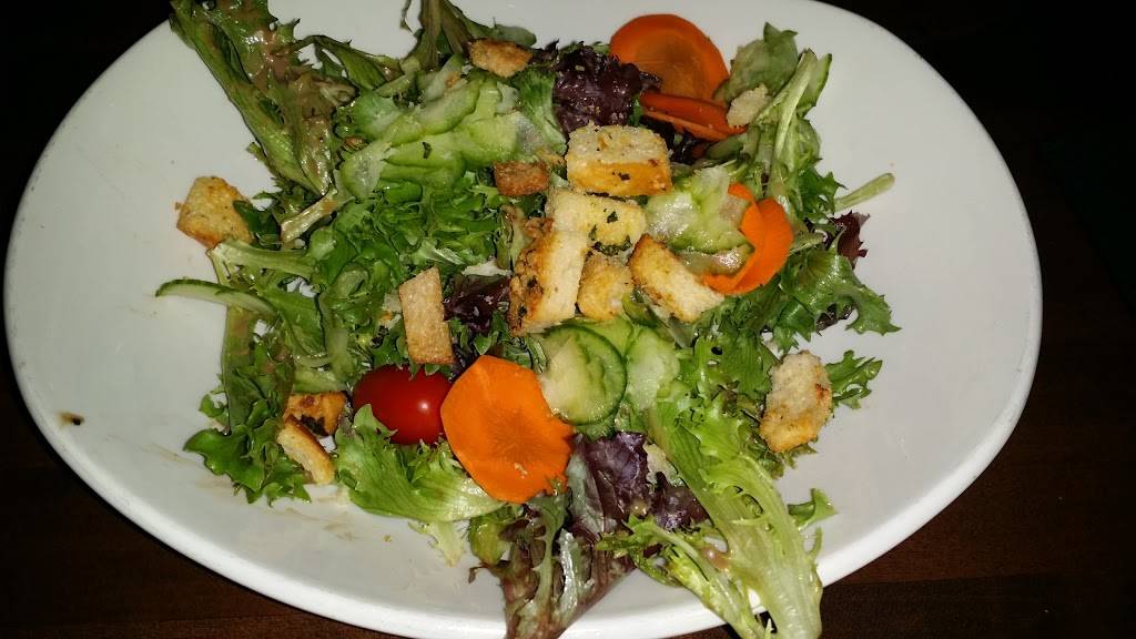 Yard House | restaurant | 4374 Palisades Center Dr, West Nyack, NY 10994, USA | 8453481528 OR +1 845-348-1528