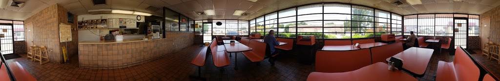 Dixie Maid | restaurant | 6800 Lyons Ave, Houston, TX 77020, USA | 7136743828 OR +1 713-674-3828