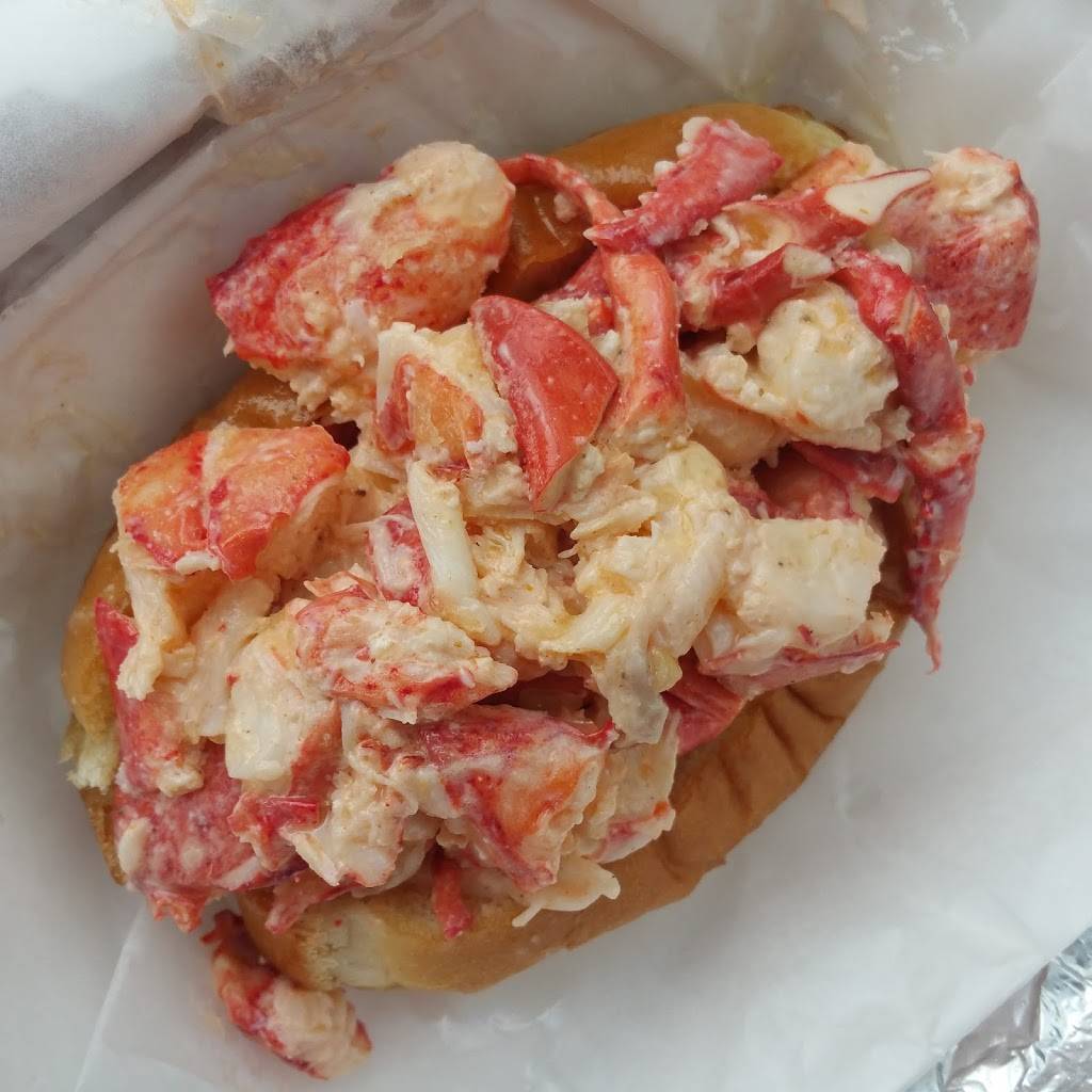 Cape Cod Lobster Rolls | restaurant | 239 Onset Ave, Wareham, MA 02571, USA | 5087437020 OR +1 508-743-7020