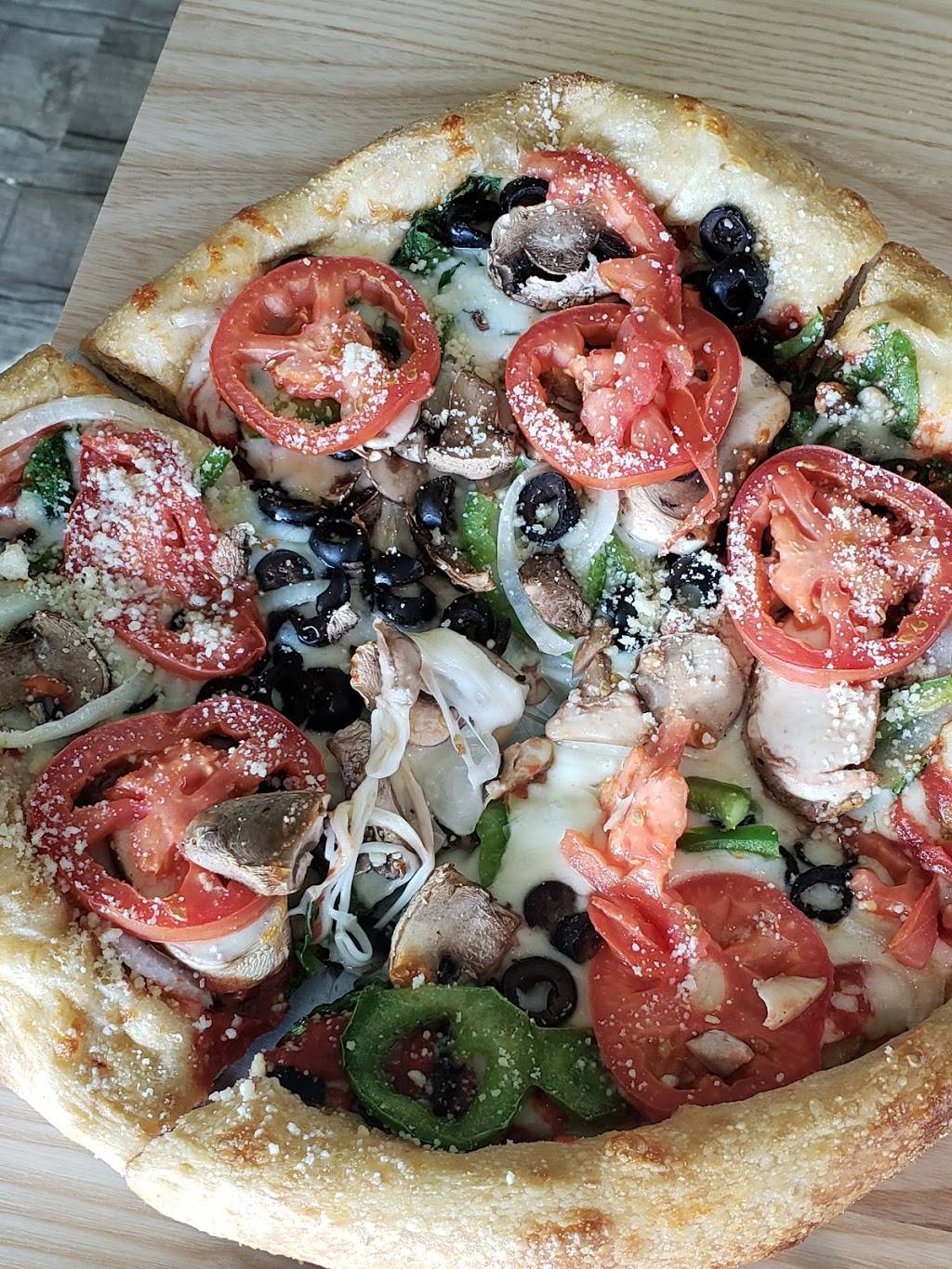 Mellow Mushroom | meal takeaway | 6727 S Tamiami Trail, Sarasota, FL 34231, USA | 9413887504 OR +1 941-388-7504