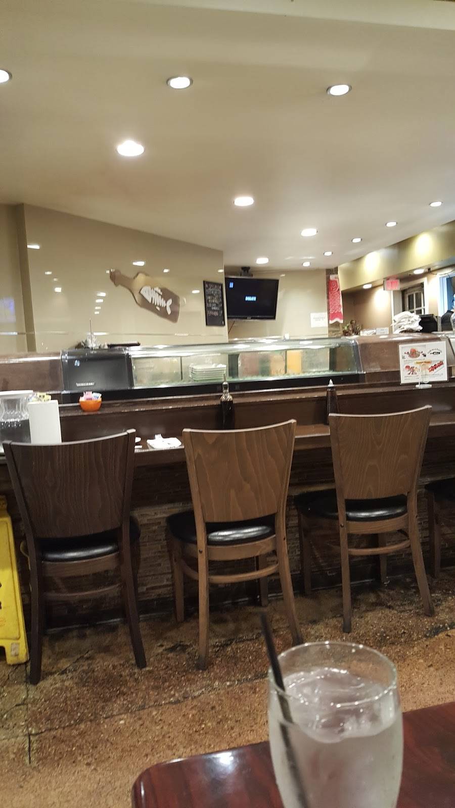 Fish In A Bottle Sushi & Grill | restaurant | 10205 Valley View St, Cypress, CA 90630, USA | 7148213400 OR +1 714-821-3400