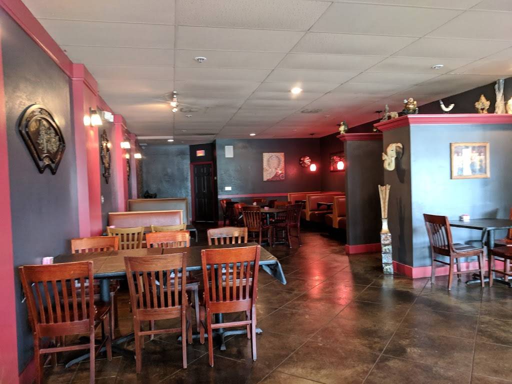 Bann Thai | restaurant | 4 Club Centre Ct, Edwardsville, IL 62025, USA | 6183075894 OR +1 618-307-5894